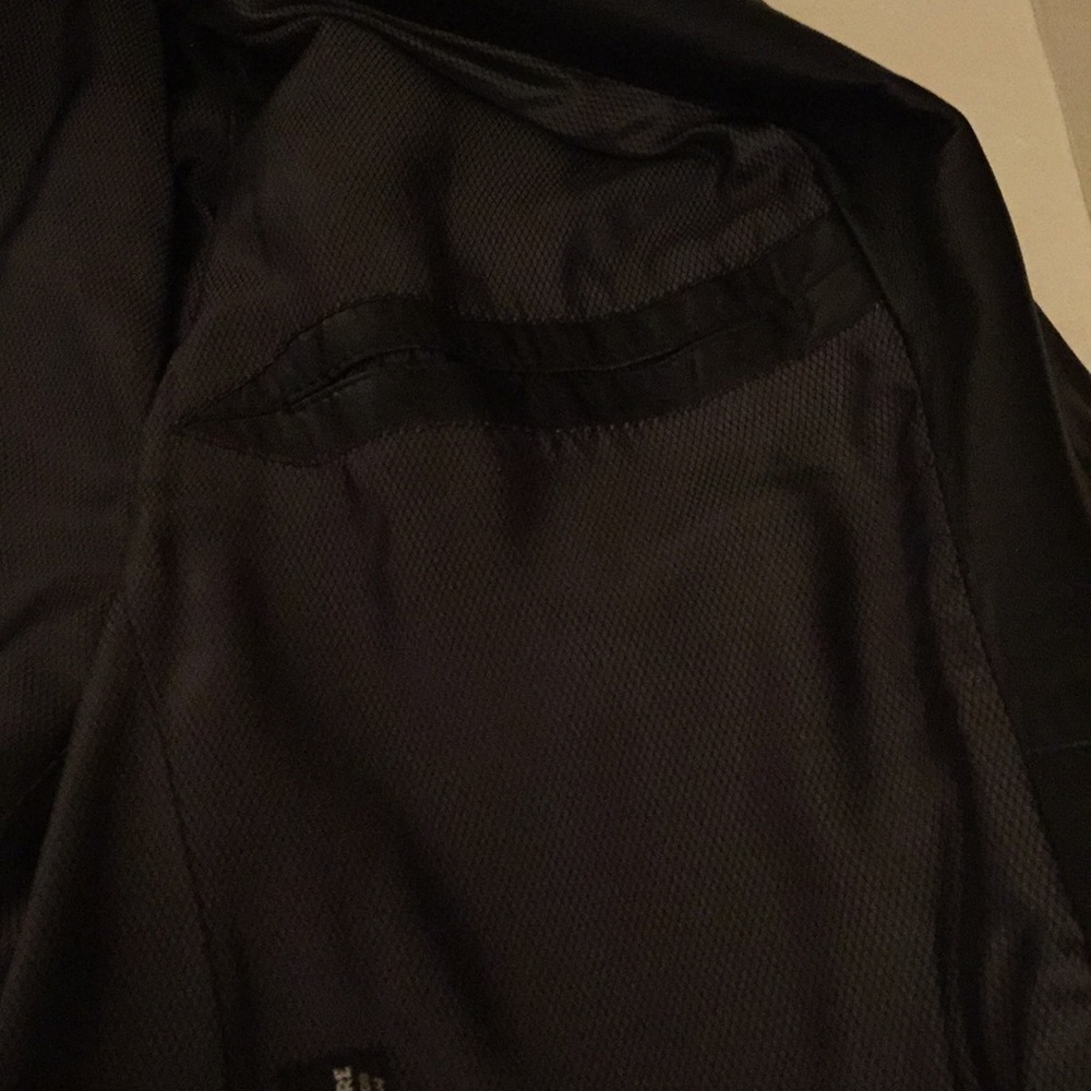 Classic Remy Leather Black 2 Button Blazer Size44 - Picture 8 of 9
